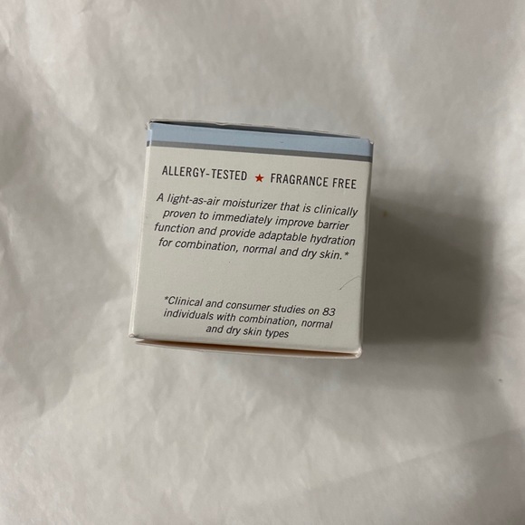 5/$25 💟First Aid Beauty Ultra Repair BarriAIR Cream💟 - Picture 2 of 6